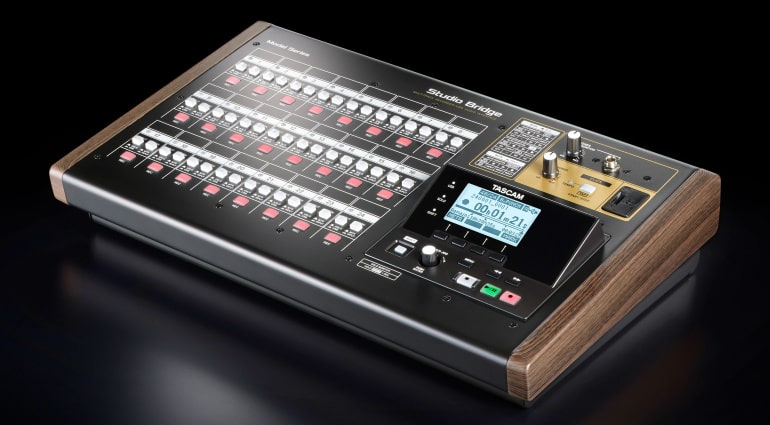 Tascam Studio Bridge: Универсальный 24-дорожечный рекордер