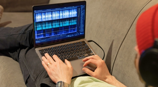 iZotope RX 12 - профессиональный комплекс для восстановления и редактирования аудио с ИИ