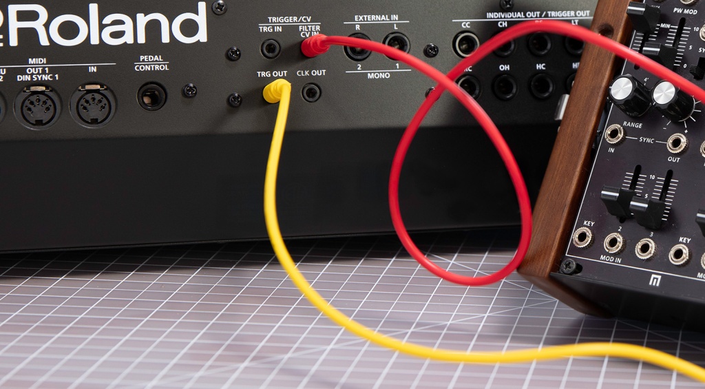 Синхронизация Roland TR-1000 DIN sync подключение к модульному оборудованию