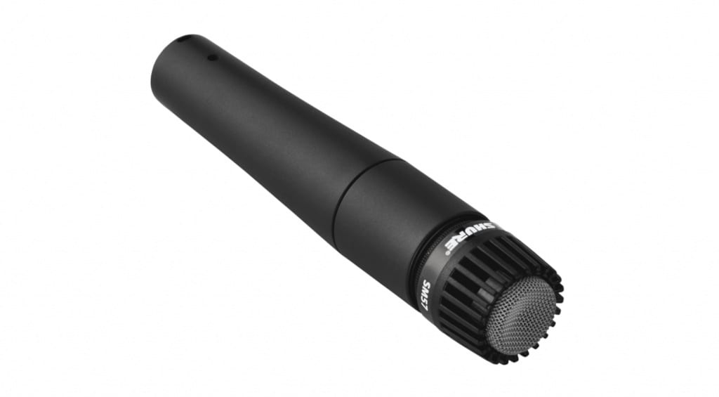 Shure SM57 крупным планом — легендарный микрофон для записи