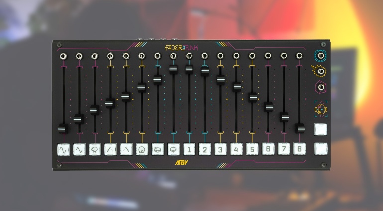MIDI-контроллер ATOV FaderPunk с 16 фейдерами ALPS — передняя панель